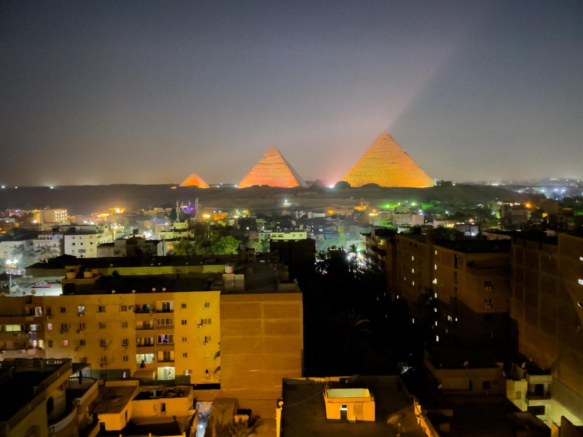 Jumeirah Pyramids View Inn Kafrat al Jabal Luaran gambar